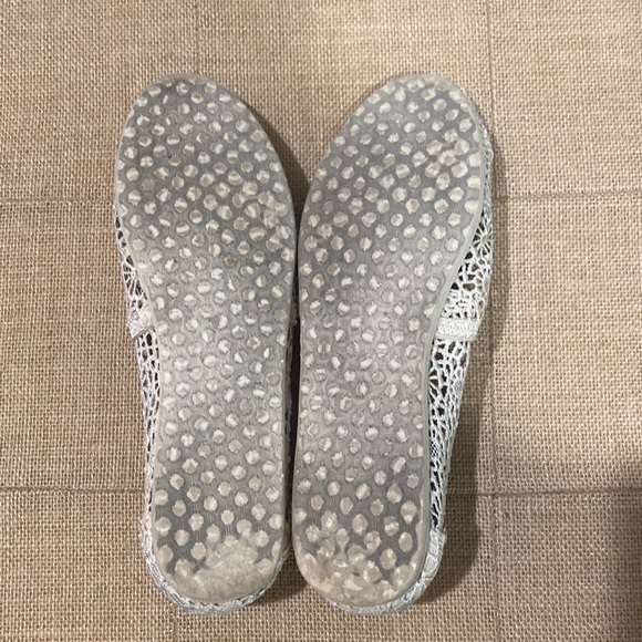 TOMs slip on shoe - Picture 5 of 13